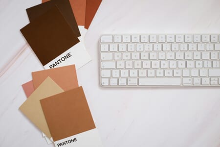pantone.jpg